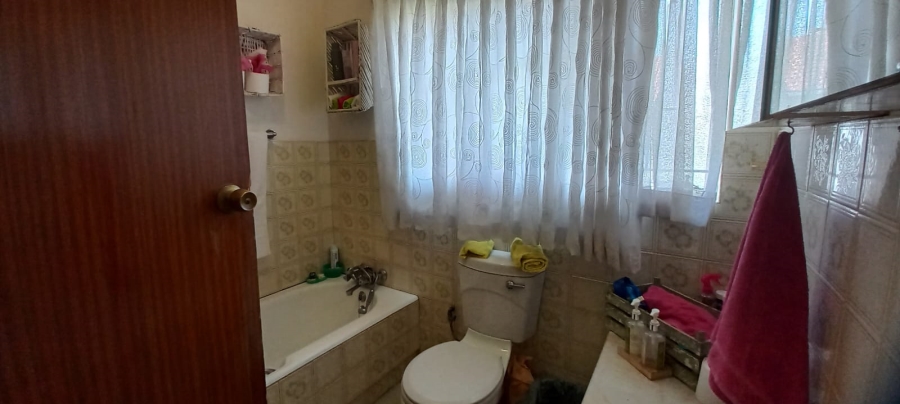 4 Bedroom Property for Sale in Randlespark North West
